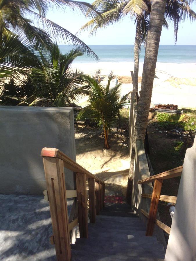Uma Beach Home Bussa Kültér fotó