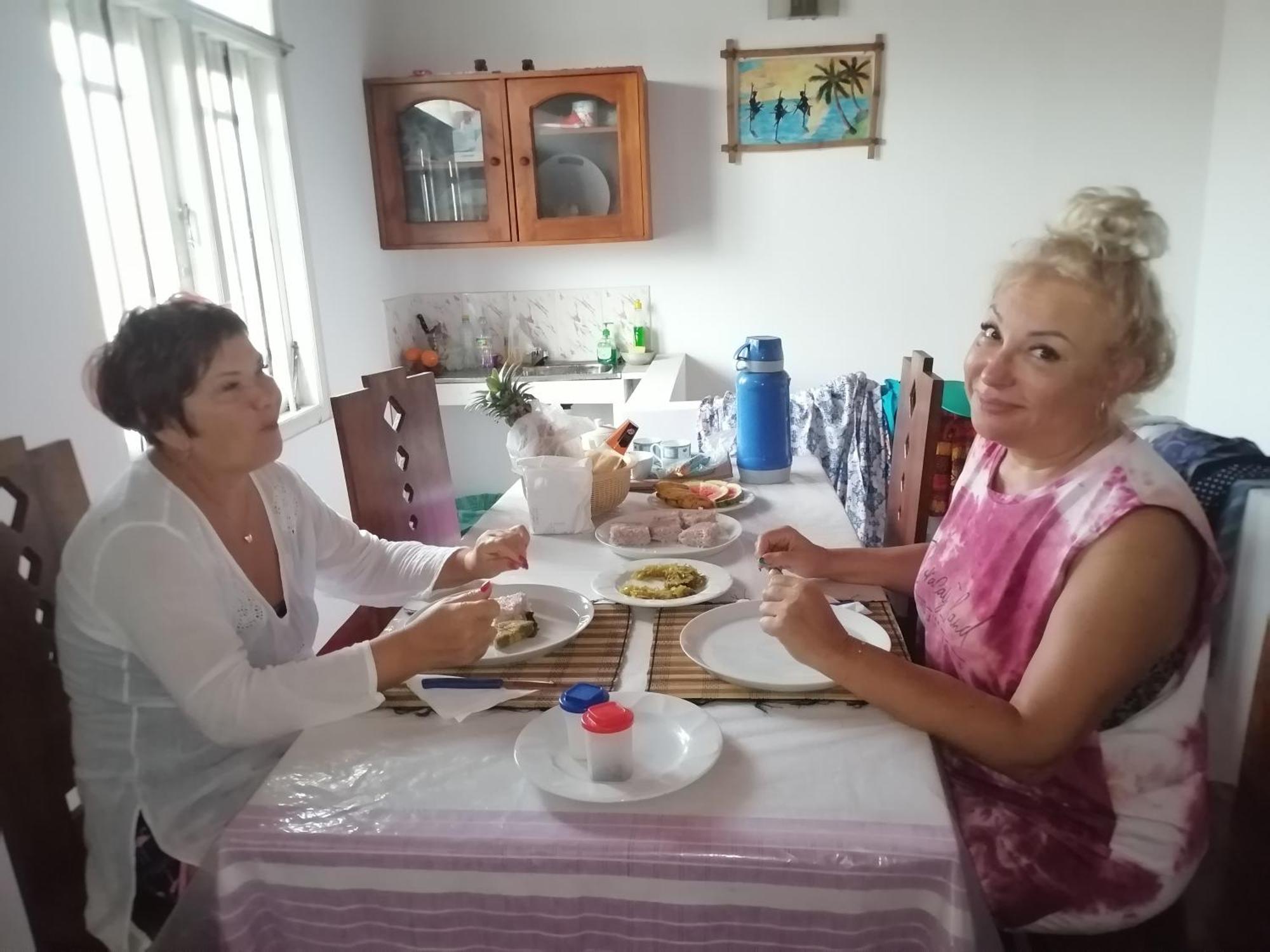 Uma Beach Home Bussa Kültér fotó