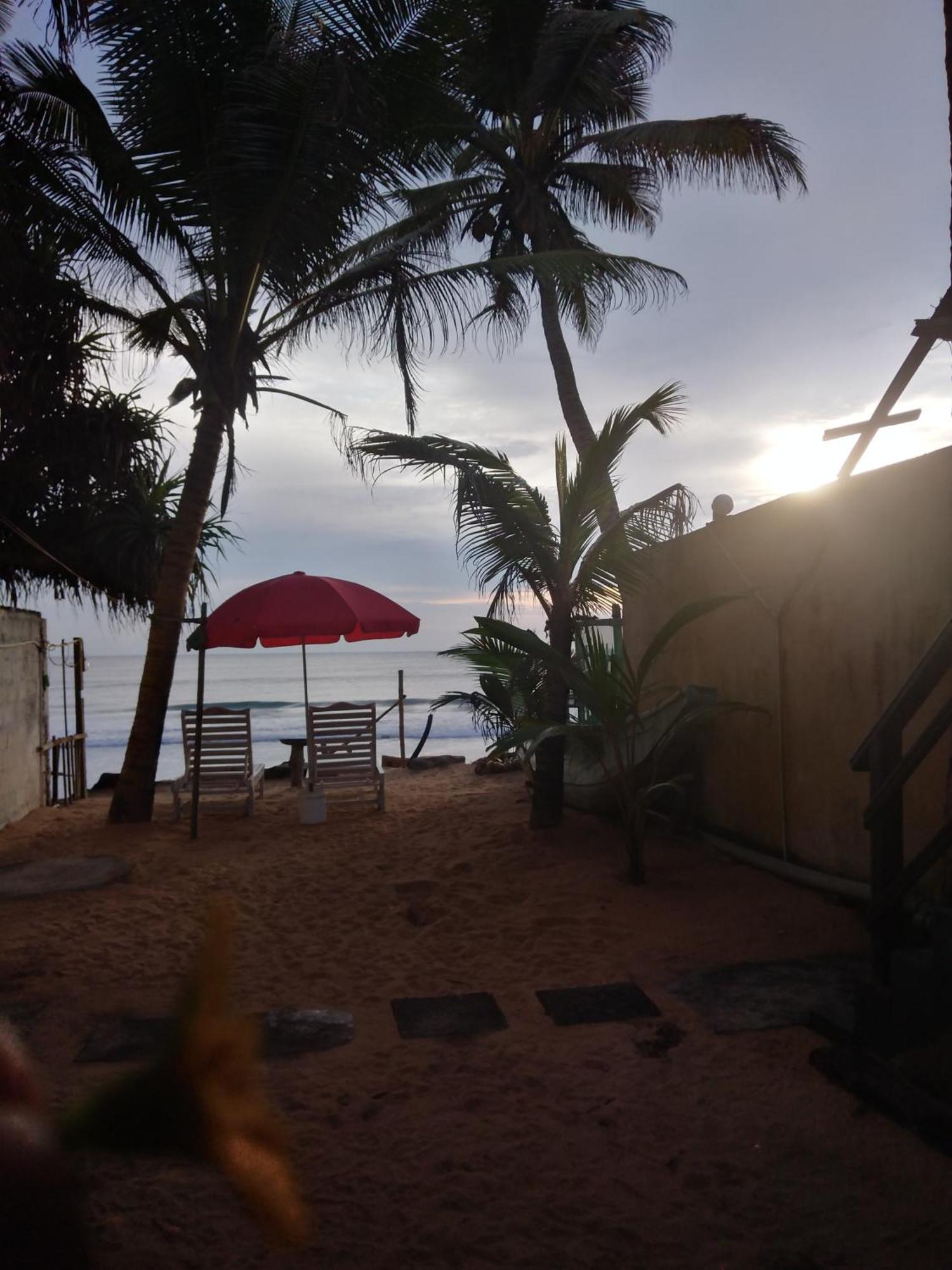 Uma Beach Home Bussa Kültér fotó